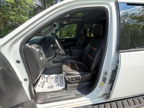 Used 2021 GMC Sierra 2500 AT4 w/ AT4 Premium Plus Package AWD/4WD image 6