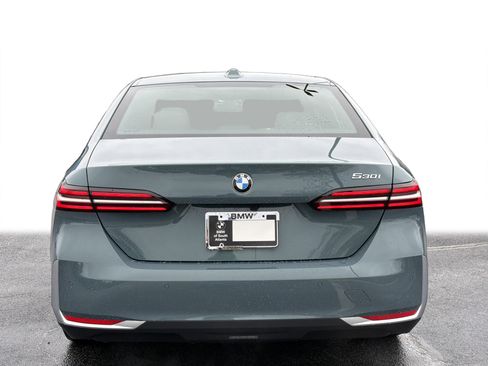 New 2026 BMW 530i w/ Convenience Package image 23