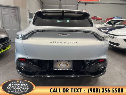 Used 2021 Aston Martin DBX AWD/4WD image 4