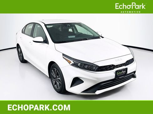 Used 2024 Kia Forte LXS image 1