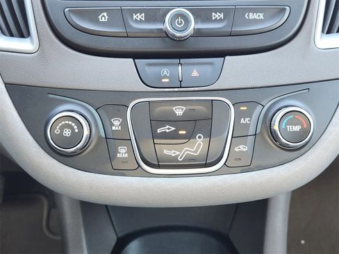 Used 2022 Chevrolet Malibu LS image 19