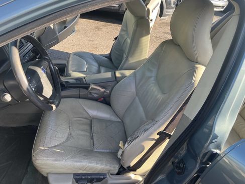 Used 2002 Volvo S60 2.4T AWD/4WD image 26