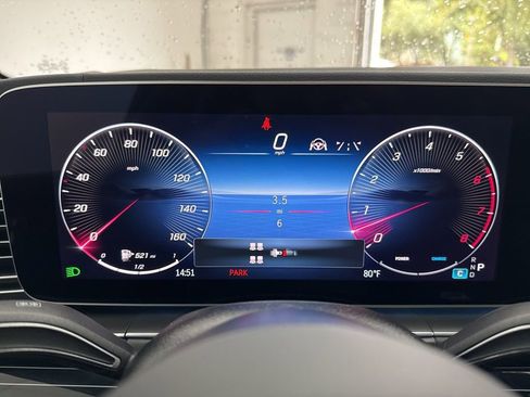 Used 2026 Mercedes-Benz GLS 450 4MATIC image 34