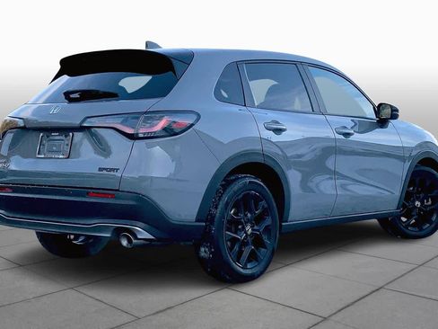 Used 2024 Honda HR-V Sport image 12