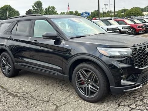 New 2026 Ford Explorer ST-Line w/ ST-Line Street Pack AWD/4WD image 26