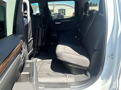 New 2026 GMC Sierra 1500 SLE w/ X31 Off-Road Package AWD/4WD image 35