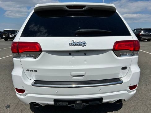 Used 2018 Jeep Grand Cherokee Overland AWD/4WD image 6