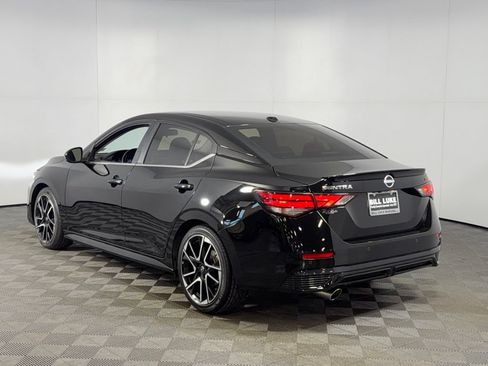 Used 2025 Nissan Sentra SR FWD image 11