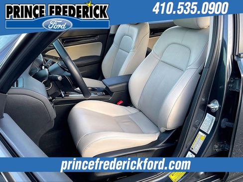 Used 2022 Honda Civic Touring image 24