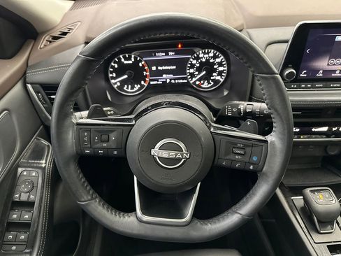 Used 2023 Nissan Rogue SV w/ SV Premium B Package image 26