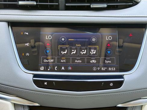 Used 2022 Cadillac XT5 Premium Luxury w/ Technology Package AWD/4WD image 35