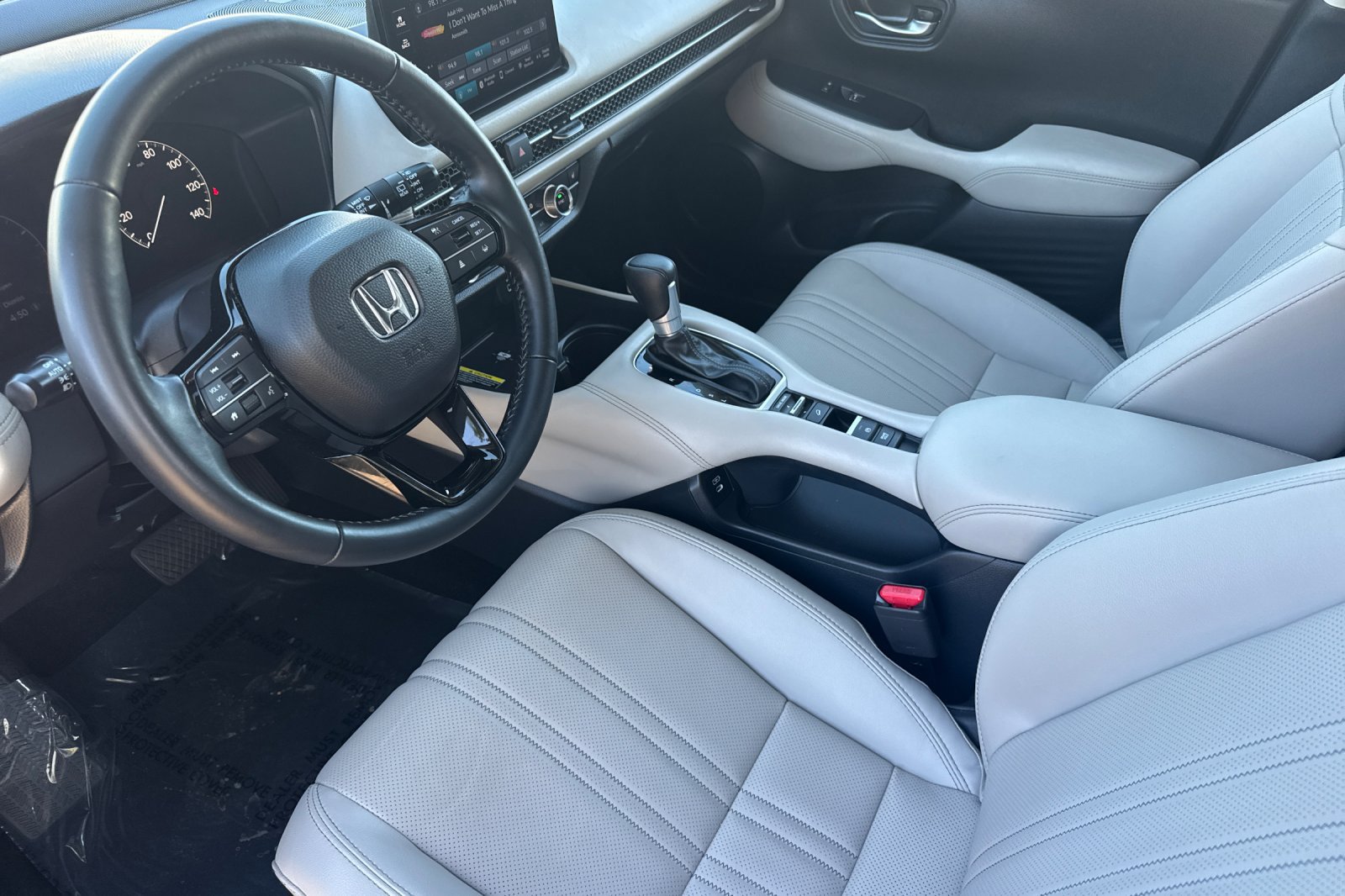 Certified 2025 Honda HR-V EX-L image 10