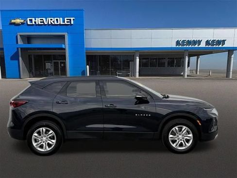 Used 2020 Chevrolet Blazer LT FWD image 3