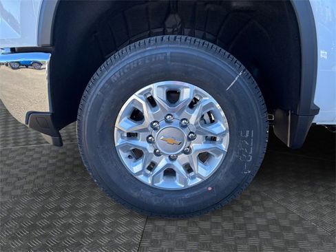 New 2026 Chevrolet Silverado 2500 LT w/ All Star Edition image 11