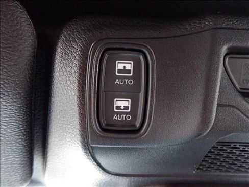 New 2026 Jeep Wrangler Unlimited Sahara AWD/4WD image 25
