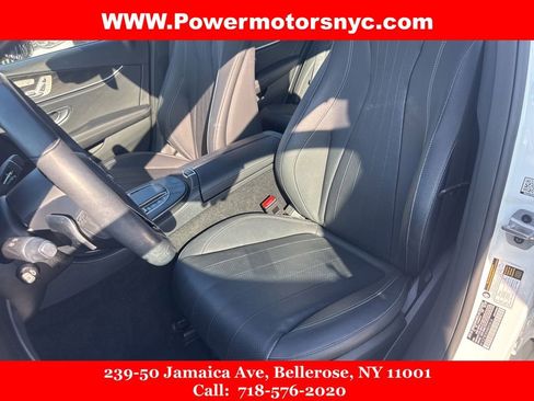 Used 2022 Mercedes-Benz E 350 4MATIC Sedan w/ AMG Line Exterior image 31