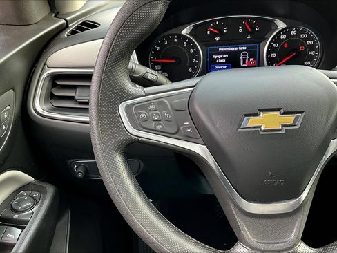 Used 2022 Chevrolet Equinox LS w/ LS Convenience Package AWD/4WD image 11