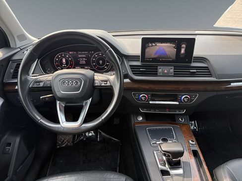 Used 2018 Audi Q5 2.0T Premium Plus w/ Premium Plus Package image 10