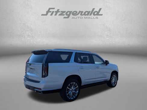 Used 2022 Cadillac Escalade Premium Luxury w/ Performance Package AWD/4WD image 7