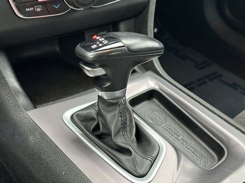 Used 2023 Dodge Charger SXT image 19