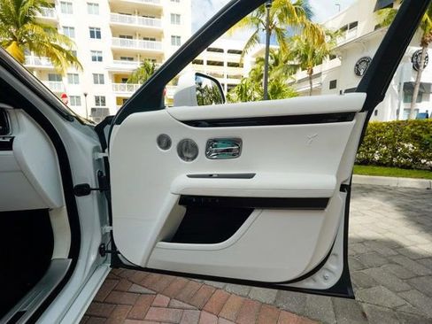 Used 2022 Rolls-Royce Ghost image 79