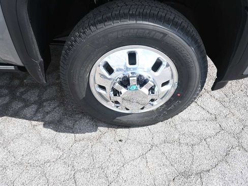 New 2026 GMC Sierra 3500 Denali w/ Denali Reserve Package image 9