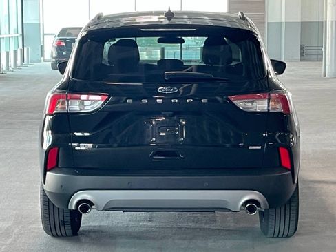 Used 2022 Ford Escape SEL w/ Technology Package FWD image 9