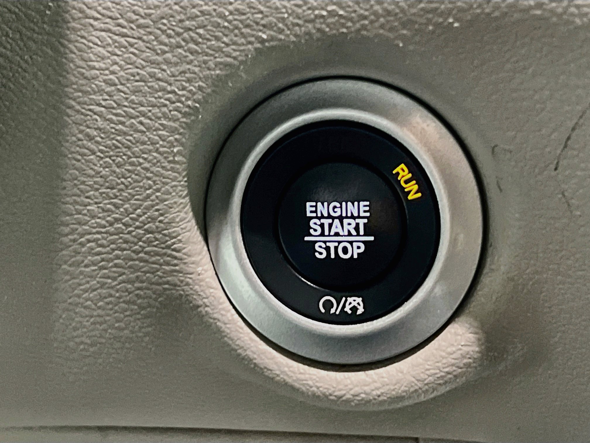 Used 2023 Chrysler Pacifica Touring-L FWD image 23