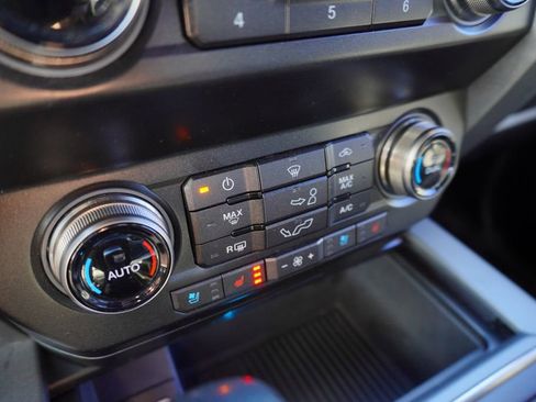 Used 2019 Ford F150 Raptor w/ Equipment Group 802A Luxury image 18