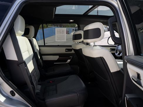 Used 2024 Toyota Sequoia Capstone AWD/4WD image 41