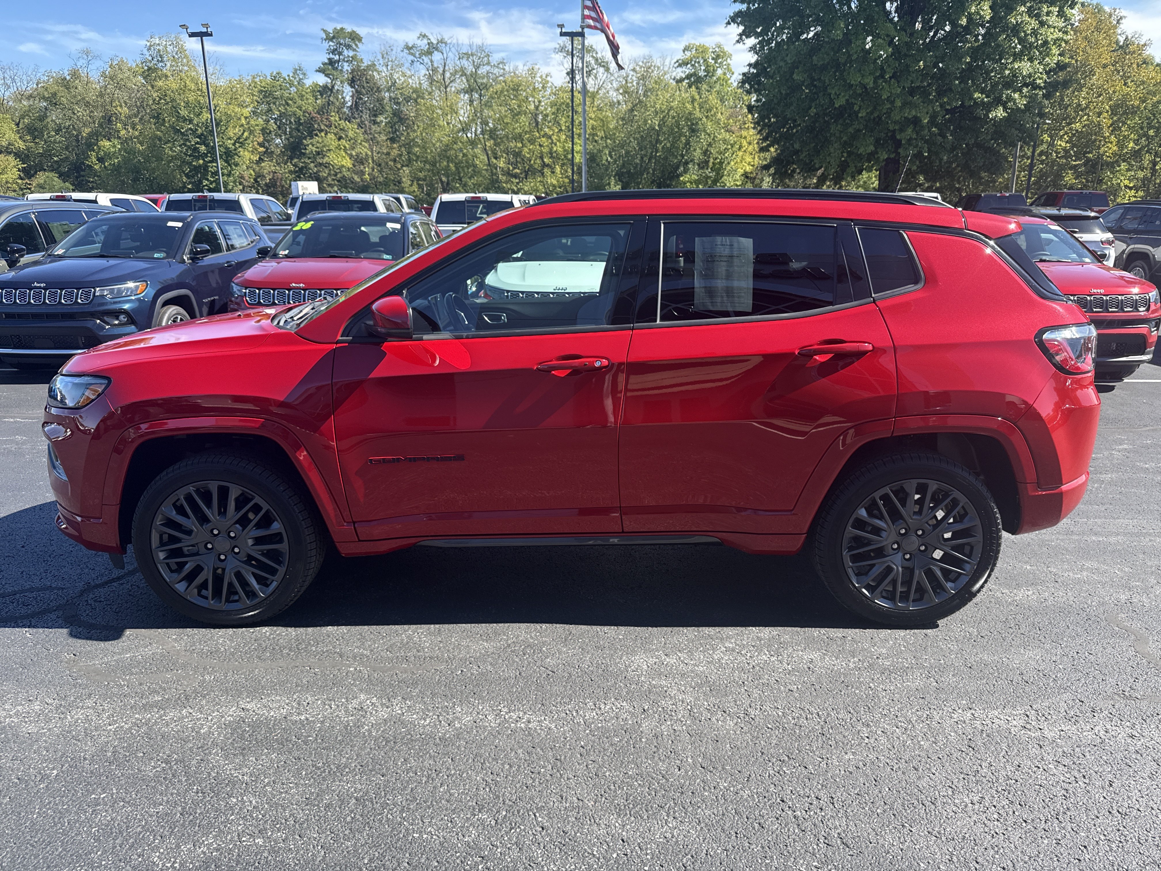 Used 2022 Jeep Compass Limited AWD/4WD image 11