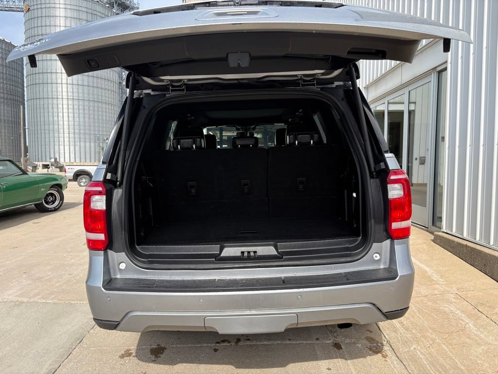 Used 2021 Ford Expedition XLT AWD/4WD image 8
