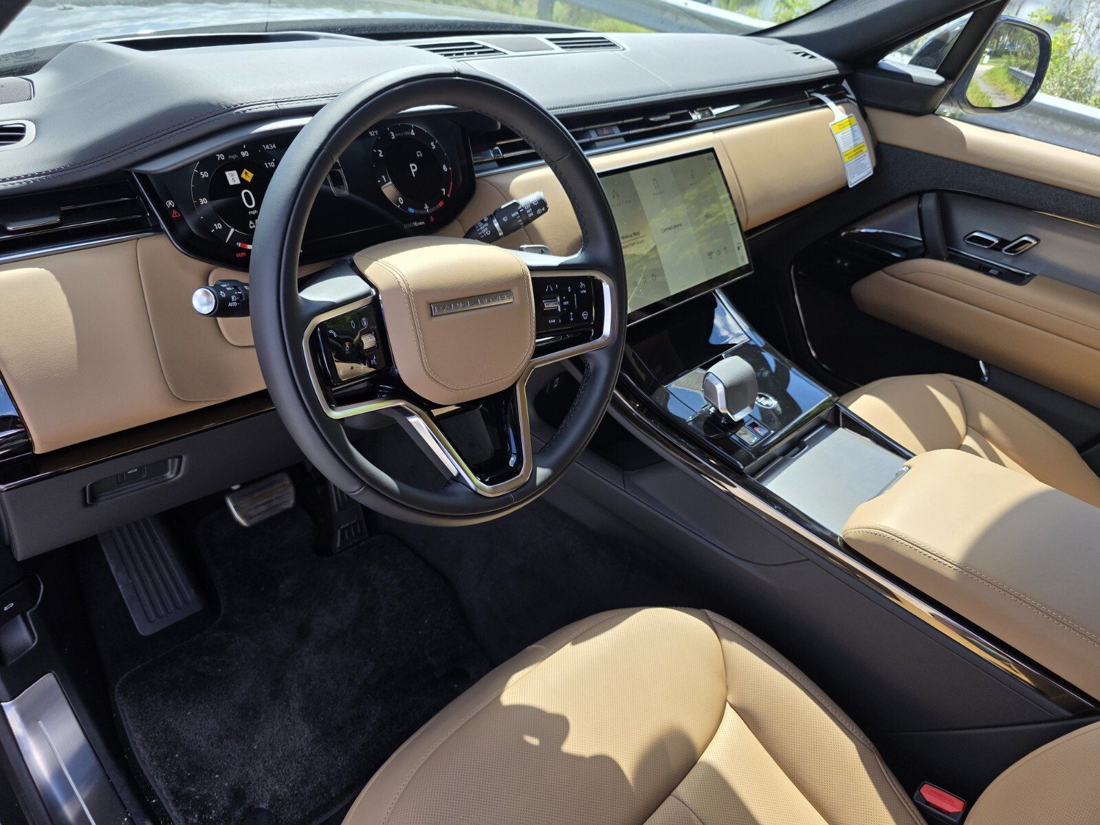 New 2027 Land Rover Range Rover Sport SE AWD/4WD image 10