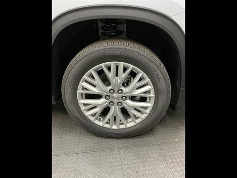 New 2026 GMC Acadia Elevation w/ Elevation Premium Package AWD/4WD image 42