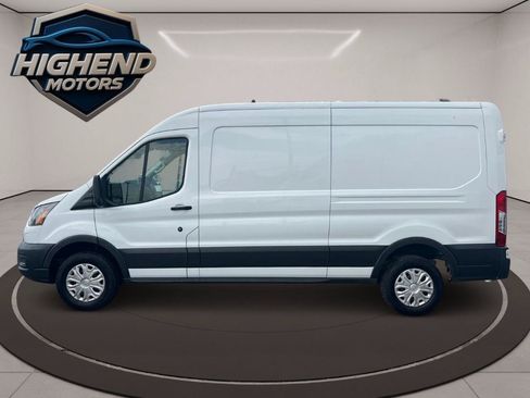 Used 2023 Ford E-Transit Medium Roof RWD image 3