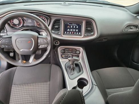 Used 2022 Dodge Challenger GT image 19