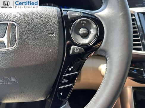Certified 2017 Honda Accord Touring image 13