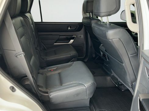 Used 2024 Toyota Sequoia Limited AWD/4WD image 22