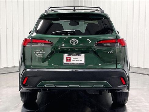 Certified 2026 Toyota Corolla Cross XLE w/ Convenience Package FWD image 4