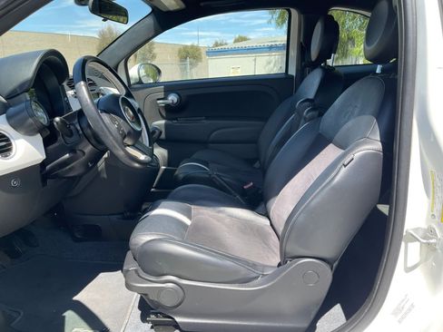 Used 2014 FIAT 500 GQ Edition w/ Comfort/Convenience Group FWD image 11