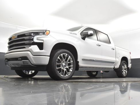 New 2025 Chevrolet Silverado 1500 High Country image 43