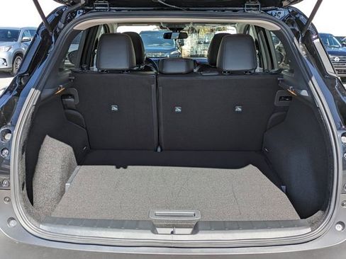 New 2026 Nissan Kicks SR w/ SR Premium Package FWD image 14