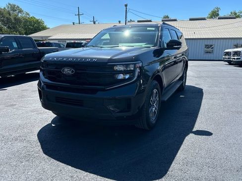 New 2026 Ford Expedition Max Active RWD image 1