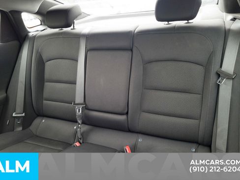 Used 2023 Chevrolet Malibu LT FWD image 17