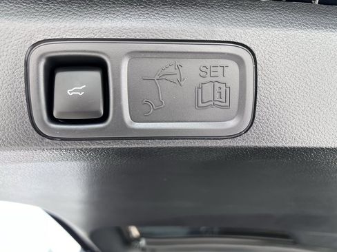 New 2024 Ford Expedition Limited image 20