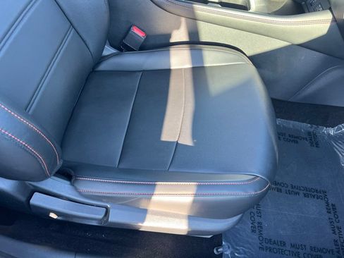 Used 2024 Nissan Sentra SR w/ SR Premium Package FWD image 30