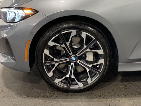 Used 2025 BMW 330i Sedan w/ Convenience Package image 10