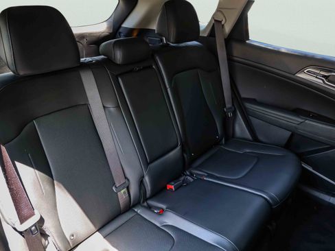 Certified 2026 Kia Sportage EX FWD image 23