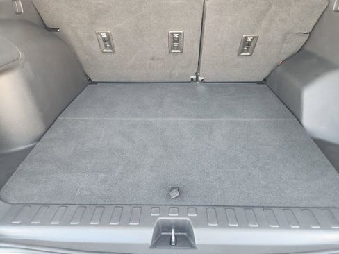 Certified 2019 Chevrolet Equinox LT FWD image 31