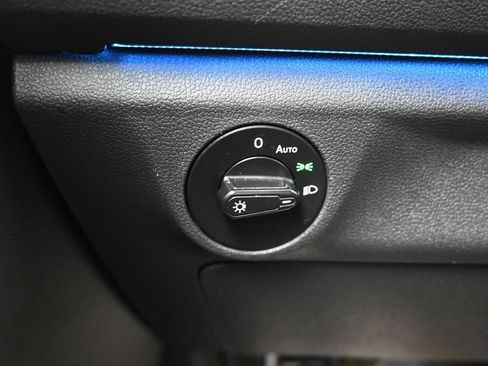 Used 2019 Volkswagen Jetta GLI FWD image 29